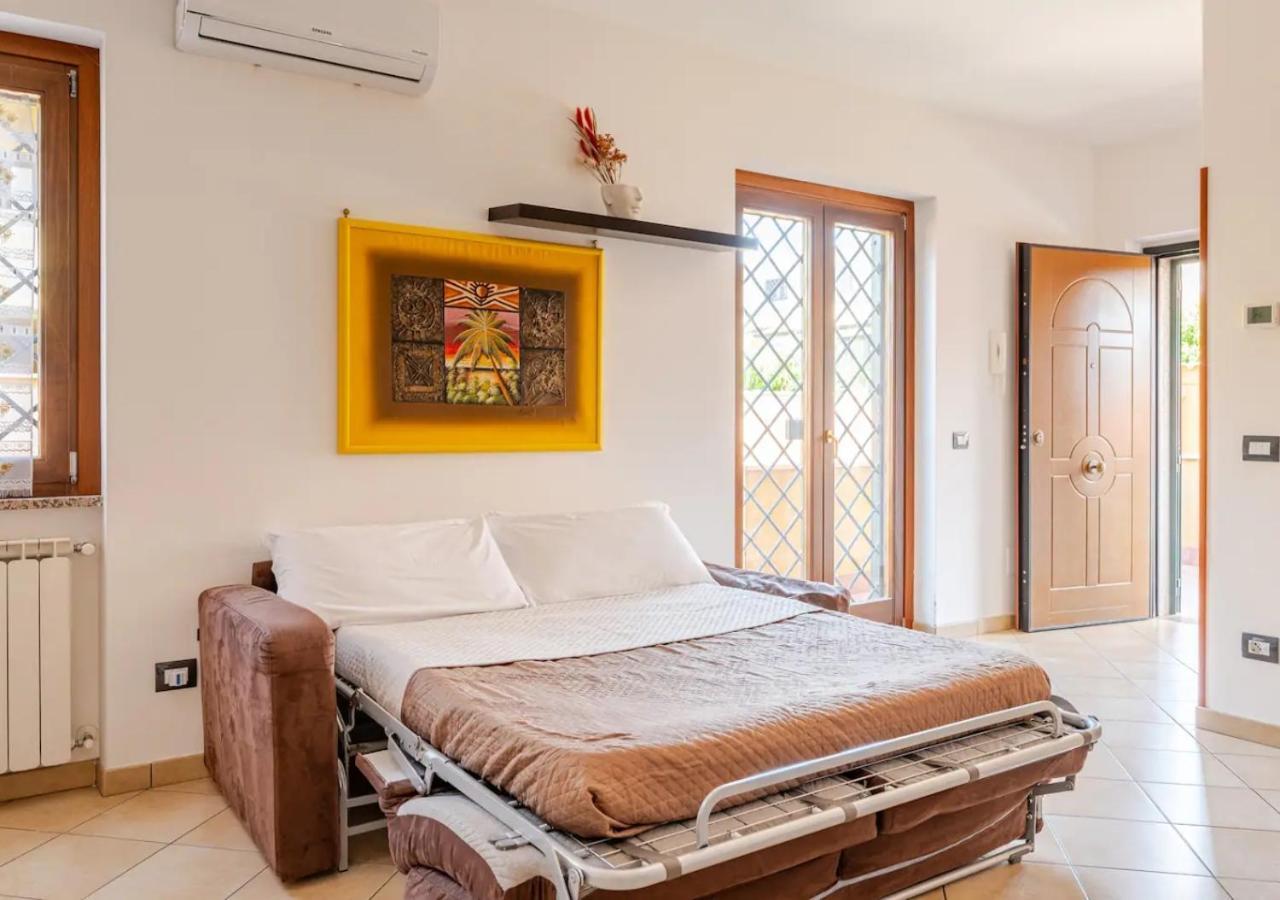 Garden Villa - Free Parking, Wi-Fi E Netflix Fiumicino Exteriör bild